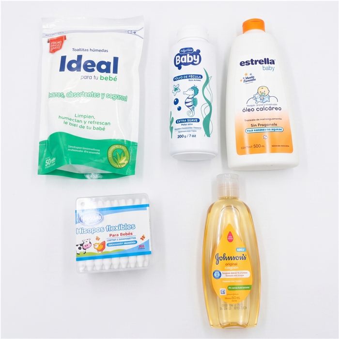 Óleo, talco, jabón y toallitas del ajuar maternal de OSTEP